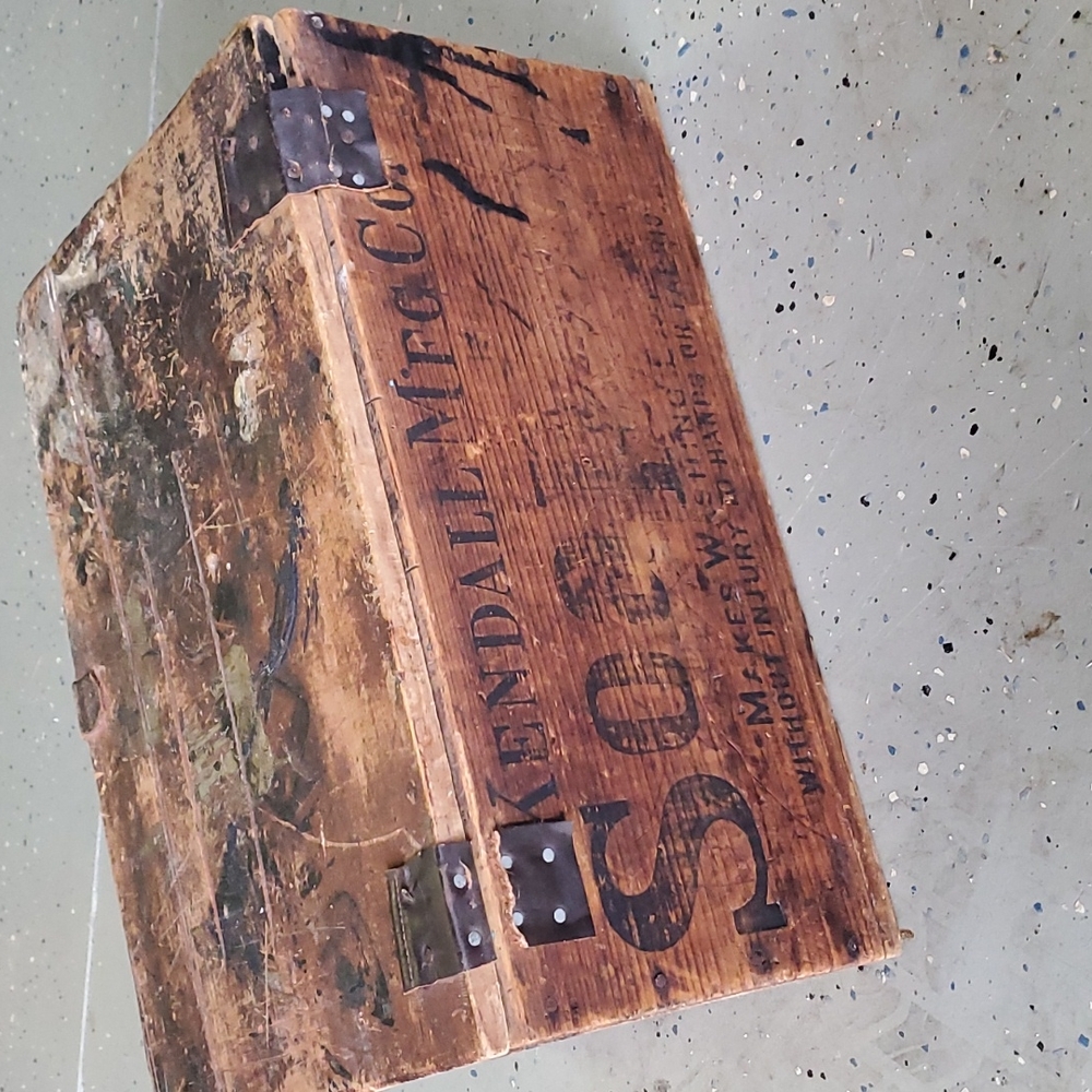 ANTIQUE WOOD SHIPPING BOX CRATE
